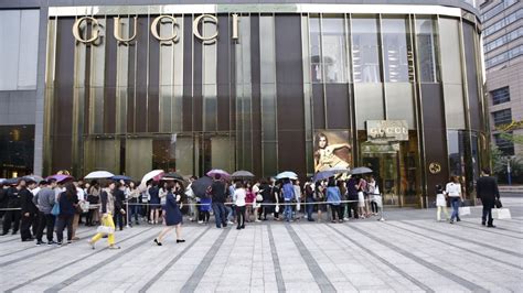 fabbrica gucci cina|Gucci and Tmall Partner to Bring the World of Gucci to China on .